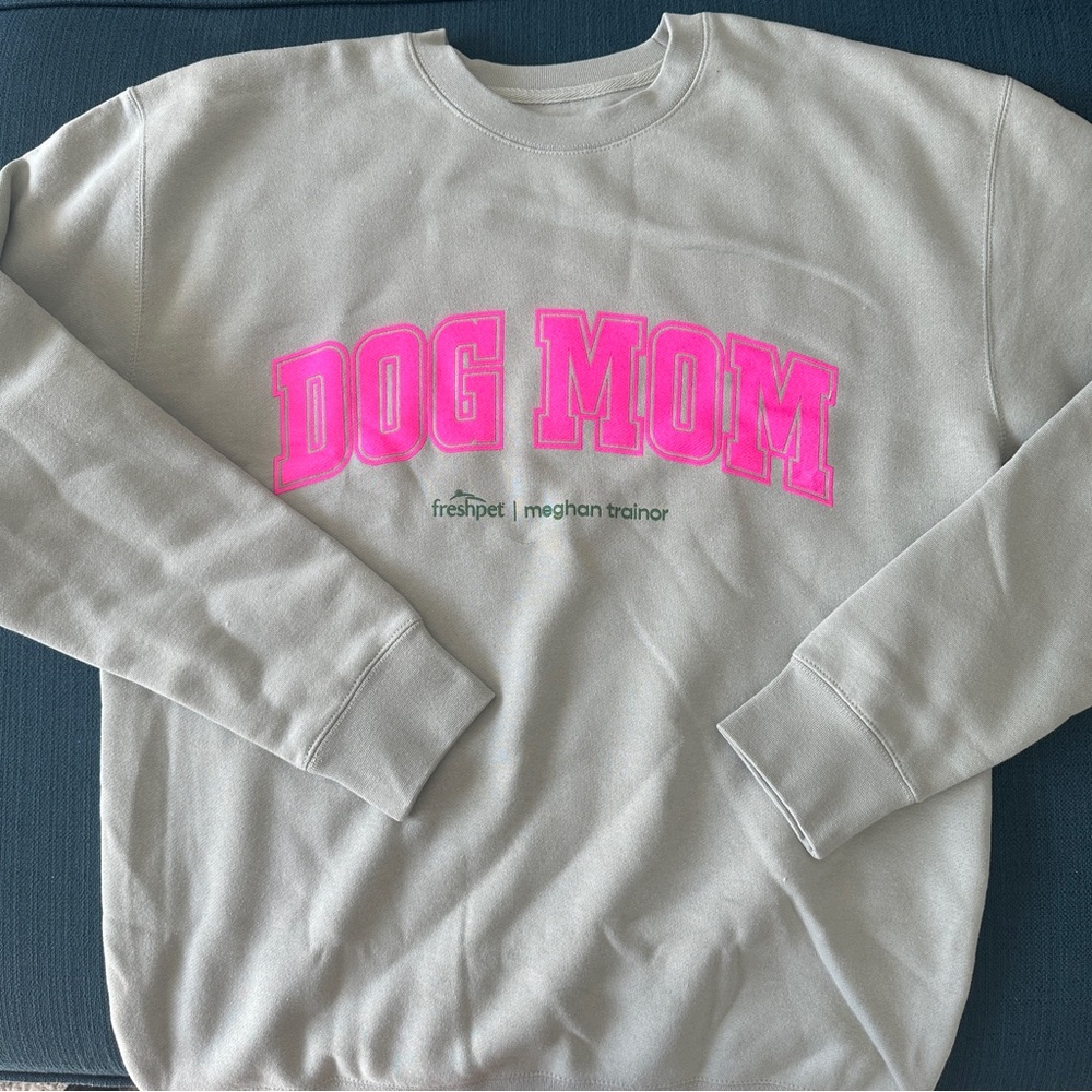 Sage 'Dog Mom' Sweatshirt Fresh Pet x Megan Trainor
